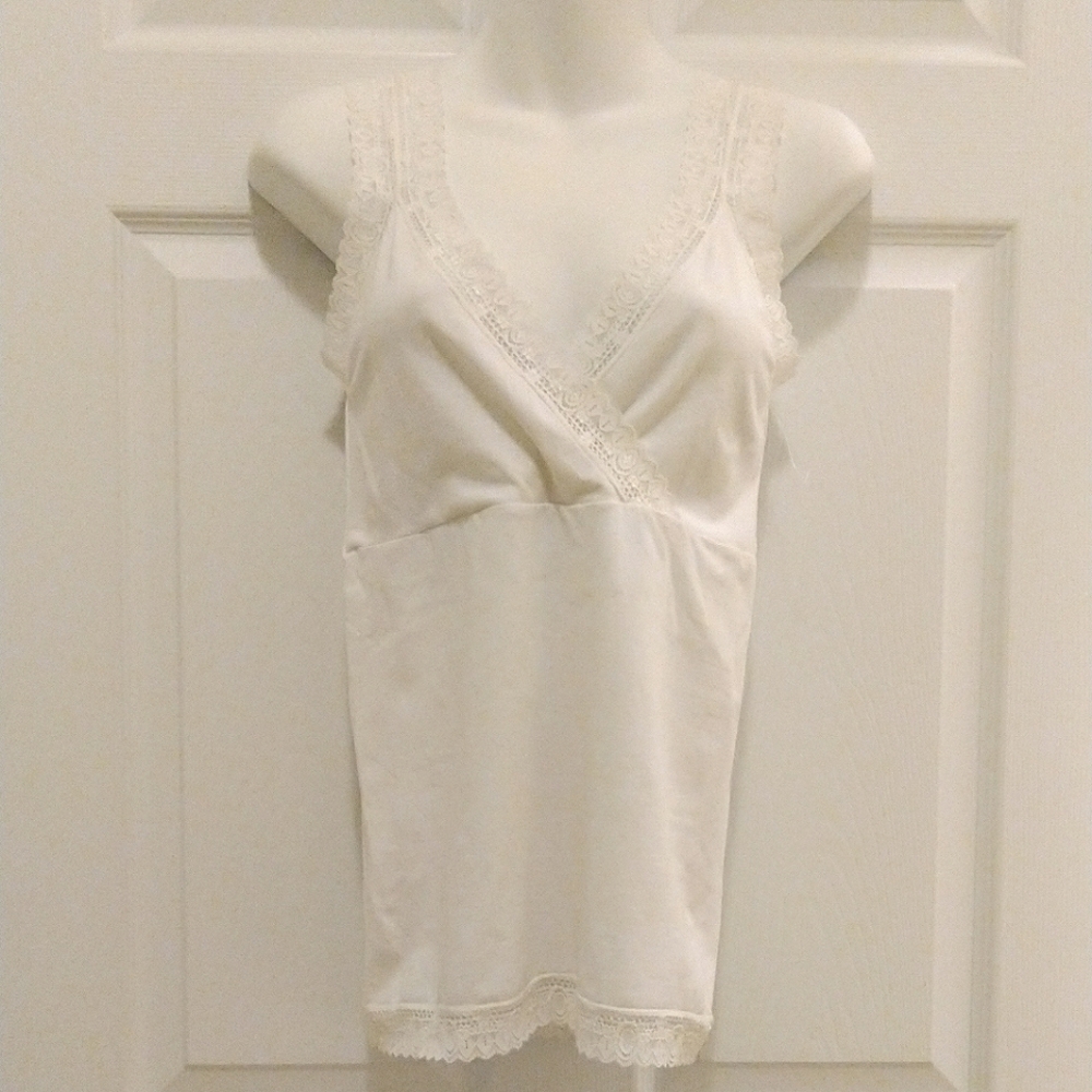 Giodano lace tank top - NWOT